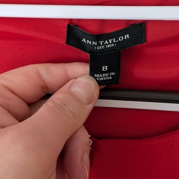 Ann Taylor Red Gold Zipper Shift Dress Size 8 - Picture 4 of 8